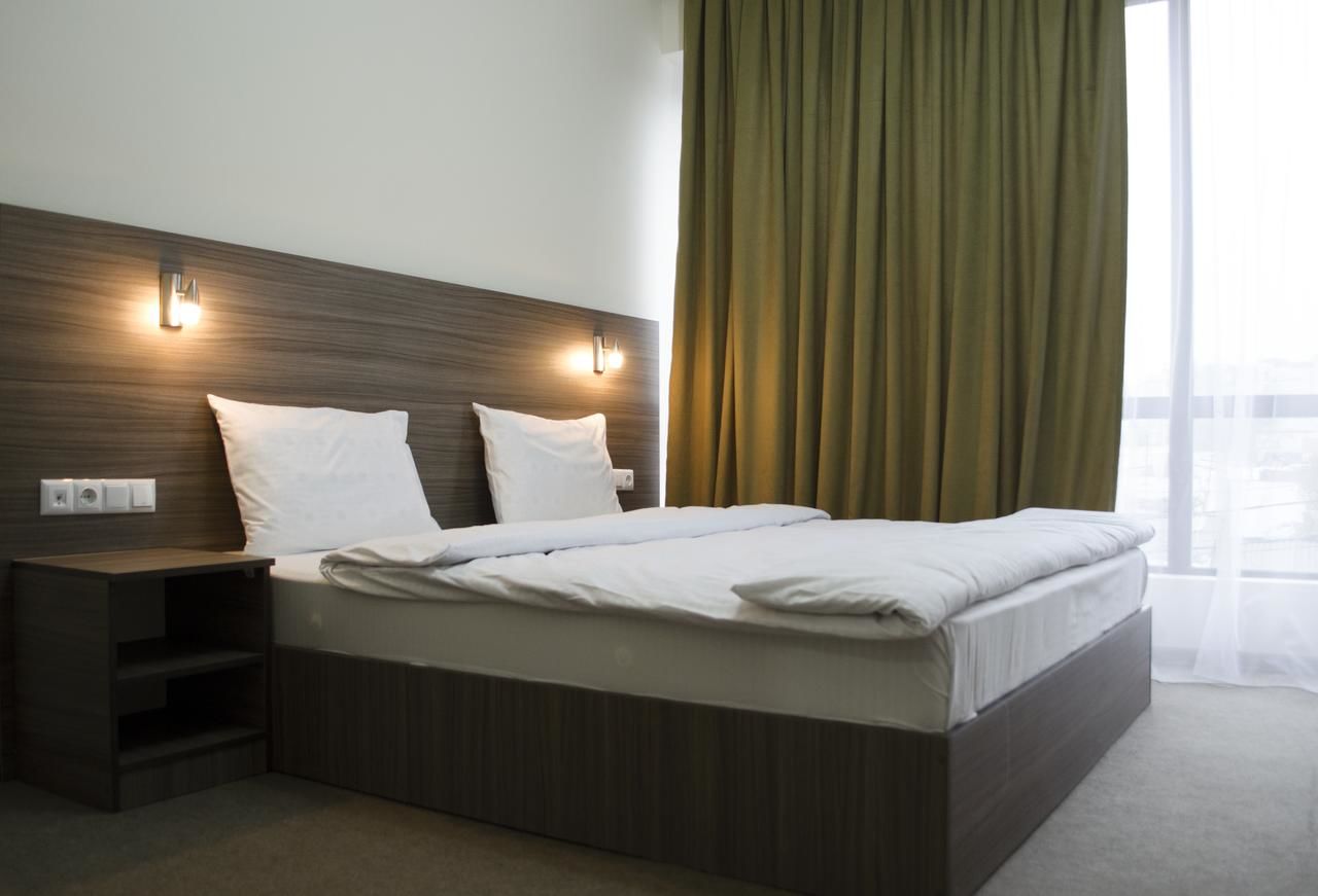 Отель Hotel M9 Тбилиси-19