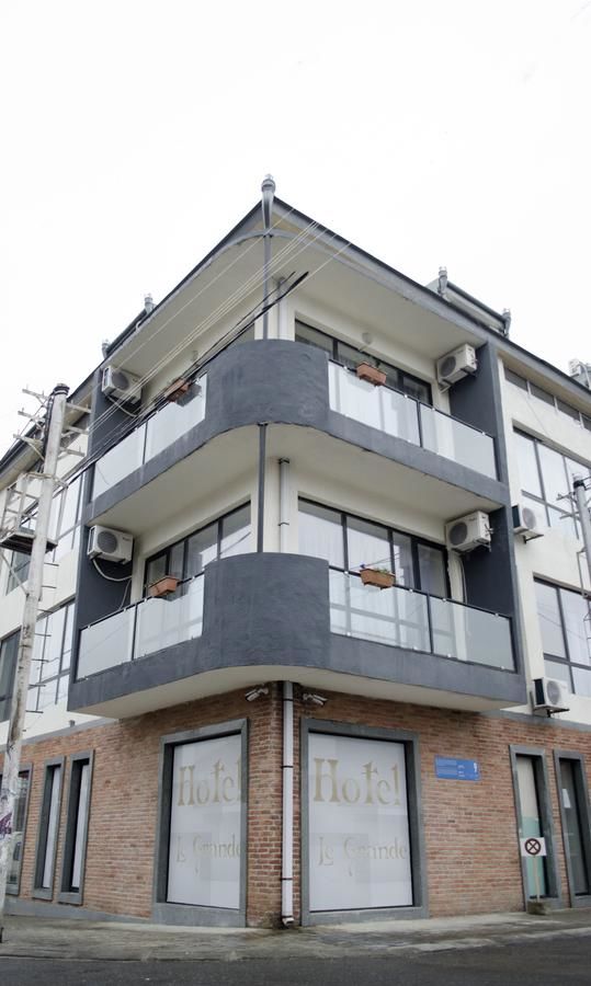 Отель Hotel M9 Тбилиси-11