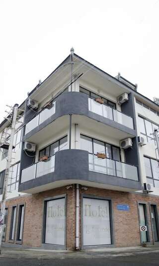 Отель Hotel M9 Тбилиси-7