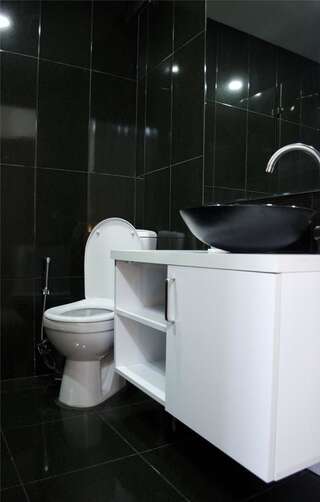 Отель Hotel M9 Тбилиси Двухместный номер с 1 кроватью или 2 отдельными кроватями-2